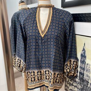 NWT Max Studio tie neck balloon sleeve blouse.